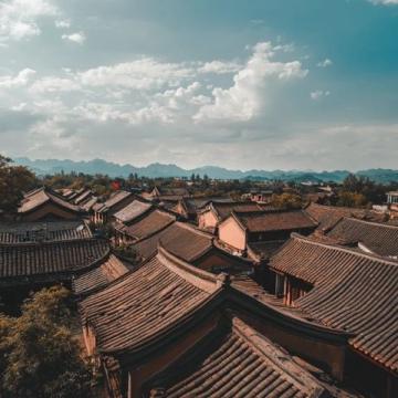 兰溪市横溪镇如何利用丰富纪师文化底蕴实现旅游业发展?