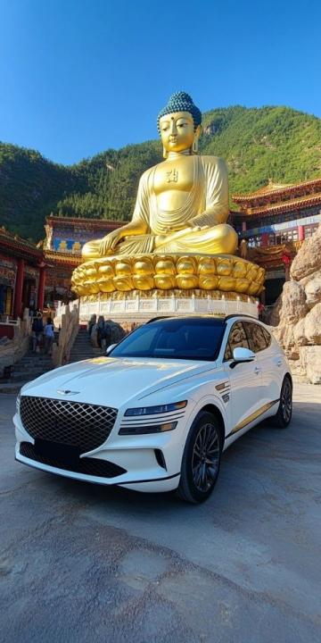 老杨驾驶电动汽车游览大理攻略