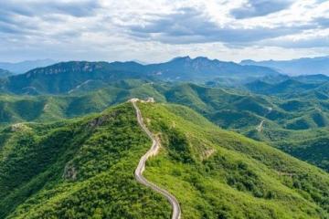 探访博山石门景区:齐长城的魅力与险峻山路的探险之旅