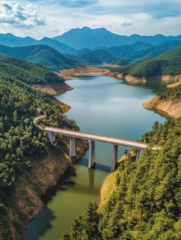 大兴安岭美景大盘点:龙江第一湾、呼中国家森林公园等你来探索