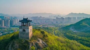 郑州游玩全攻略:必游景点、地道美食和交通住宿指南