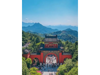 周末亲子自驾保定涞源白石山云端漫步、玻璃栈道、山间美食，一站式遛娃攻略！