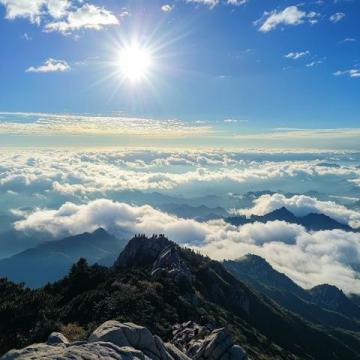 鸡峰山风景区游记:天台山景色优美的旅游目的地