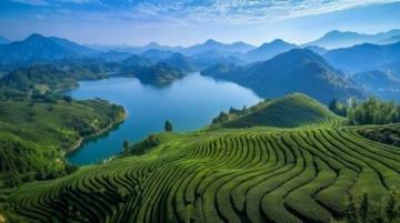 广西纳木错:神秘的小巧,美丽的湖泊