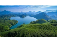 广西纳木错:神秘的小巧,美丽的湖泊