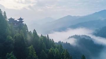 湖北秘境之旅:拥抱大自然,发现小众旅游胜地的绝美生活