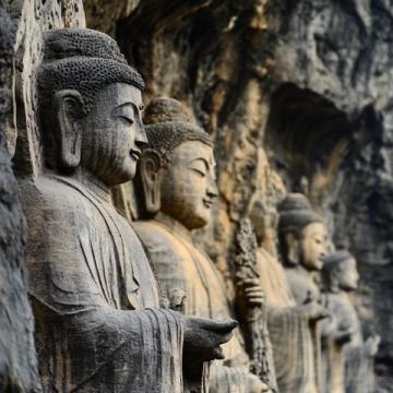 探索十三朝风华:洛阳旅游全攻略