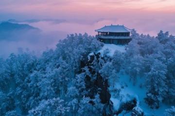庐山秀峰冬日旅游攻略:银装素裹的仙境之旅
