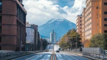 云南玉龙雪山锁道景区——一场自然奇观与文化深度相遇的旅程