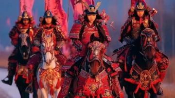 春节期间一名女生从香港赴深圳游玩引发热议