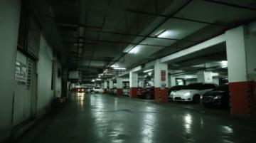 昨日午后：夏塔景区停车场面见闻