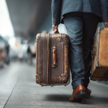 旅行中的省钱秘籍:预订、交通、住宿全方位指南