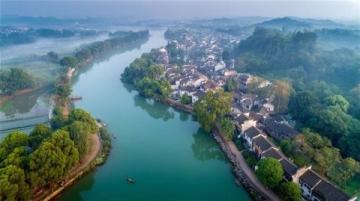 我的旅行日记都江堰一夜游(在头条记录我的2025旅行我的旅行日记都江堰超全精简攻略)