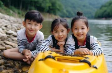 2025年五一假期:全国景区人潮如织,旅游市场火爆异常