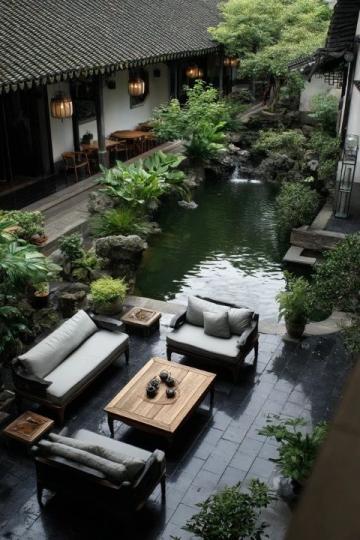 苏州旅游攻略:四季美景与经典园林探秘