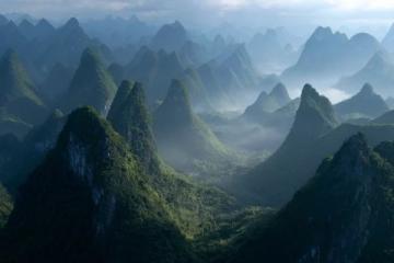 张家界旅游攻略:必带物品与交通指南