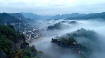 红河哈尼族彝族自治州红河县撒玛坝万亩梯田景区