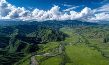 2025年新疆旅游攻略新鲜出炉