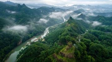 湖南郴州资兴小东江:夏日仙境般的雾漫奇观旅游地