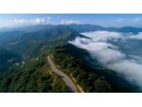 60公里的路程，国道上的独特风景和心灵的升华
