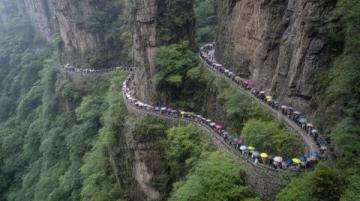 探索黄果树瀑布及周边:不可错过的旅行指南