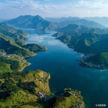 中国庆祝旅游日来临,携手探索文化与自然的美好世界