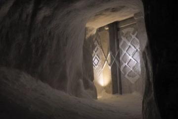 千尺珍珠瀑风景区:北方水帘洞之称