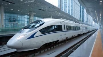 昨天从洛阳旅行乘坐高铁时,除了能看到很多大学生结伴旅行或者返校