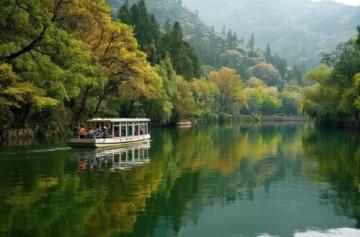 湖北神农架天燕景区秋景如画,不容错过的五彩仙境