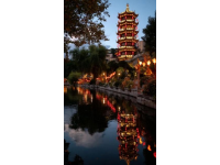 济南旅游攻略：必游景点与美食推荐指南