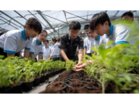 为普及自然科学知识，倡导生态保护理念，由国内多家科研机构、自然博物馆及环保组织联
