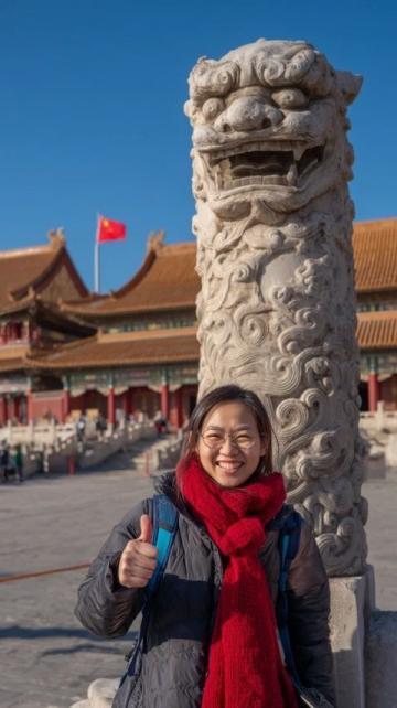 记得去年四川旅游时,听导游讲解苏小妹巧舌如簧的故事。