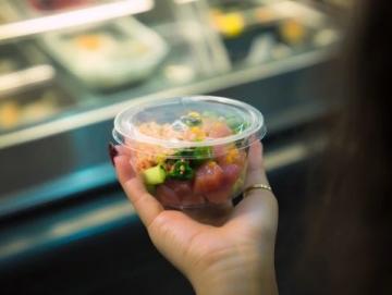暑期出游必备：轻松携带的健康便携餐食推荐