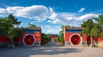 嘉峪关之旅: 从兰州起步, 乘火车直达风景如画的古城