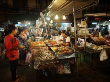 西双版纳告庄星光夜市:必去的东南亚风情夜市