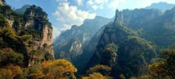 吉首矮寨：探秘湘西惊世奇观的旅行指南