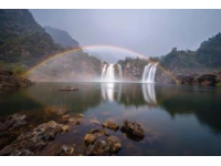 云南雨崩之旅：10月旅行指南与必游景点推荐
