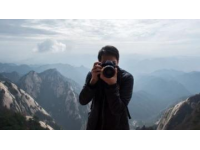最近，月月这个户外旅行博主的离世，让不少人感到非常惋惜