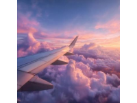 旅行文案：漫步云彩，探寻风味——涨知识之旅的美好瞬间