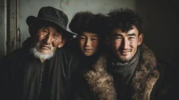 父亲60岁那年，老公带着5岁的儿子自驾去了西藏，途中却高反了