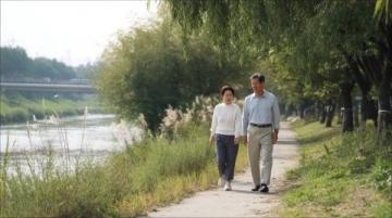 鹰潭景区“强制消费”六旬老人,引发社会关注