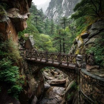 内溪乡西眉峡到八面山红色生态徒步旅行指南，不可错过的美景与美食！