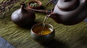 大红袍武夷茶香迎四方客——记福建—武夷山旅游者杨小姐