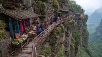 重庆武隆天生三桥游玩指南：最美三桥景观与周边好去处
