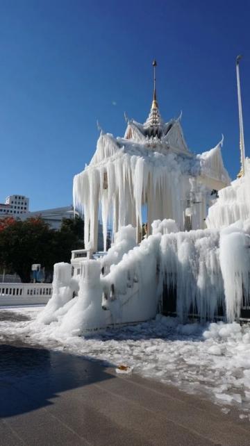 打造冰雪之都：哈尔滨如何以独特魅力引领东北旅游新潮流？