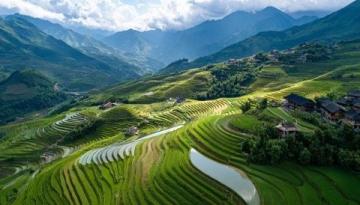 2025年3月至5月云南旅游必去景点推荐,包含自然风光和人文特色。
