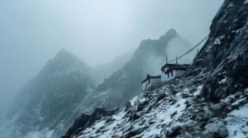 高原旅行须谨慎:壮年游客因疏忽命丧四姑娘山
