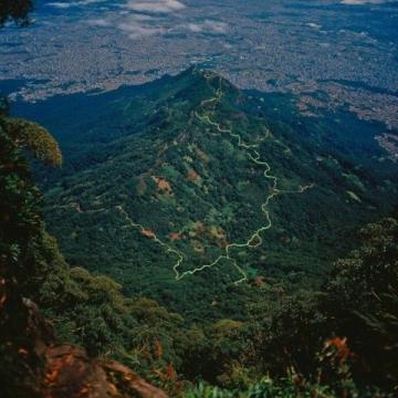 米仓山奇观与奇异之旅