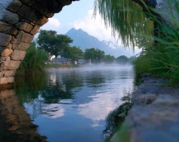 文旅融合视域下广德卢湖风景区的开发路径与发展策略研究