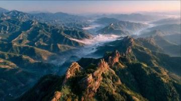 龙虎山旅游攻略：探访道教圣地，欣赏丹霞奇观